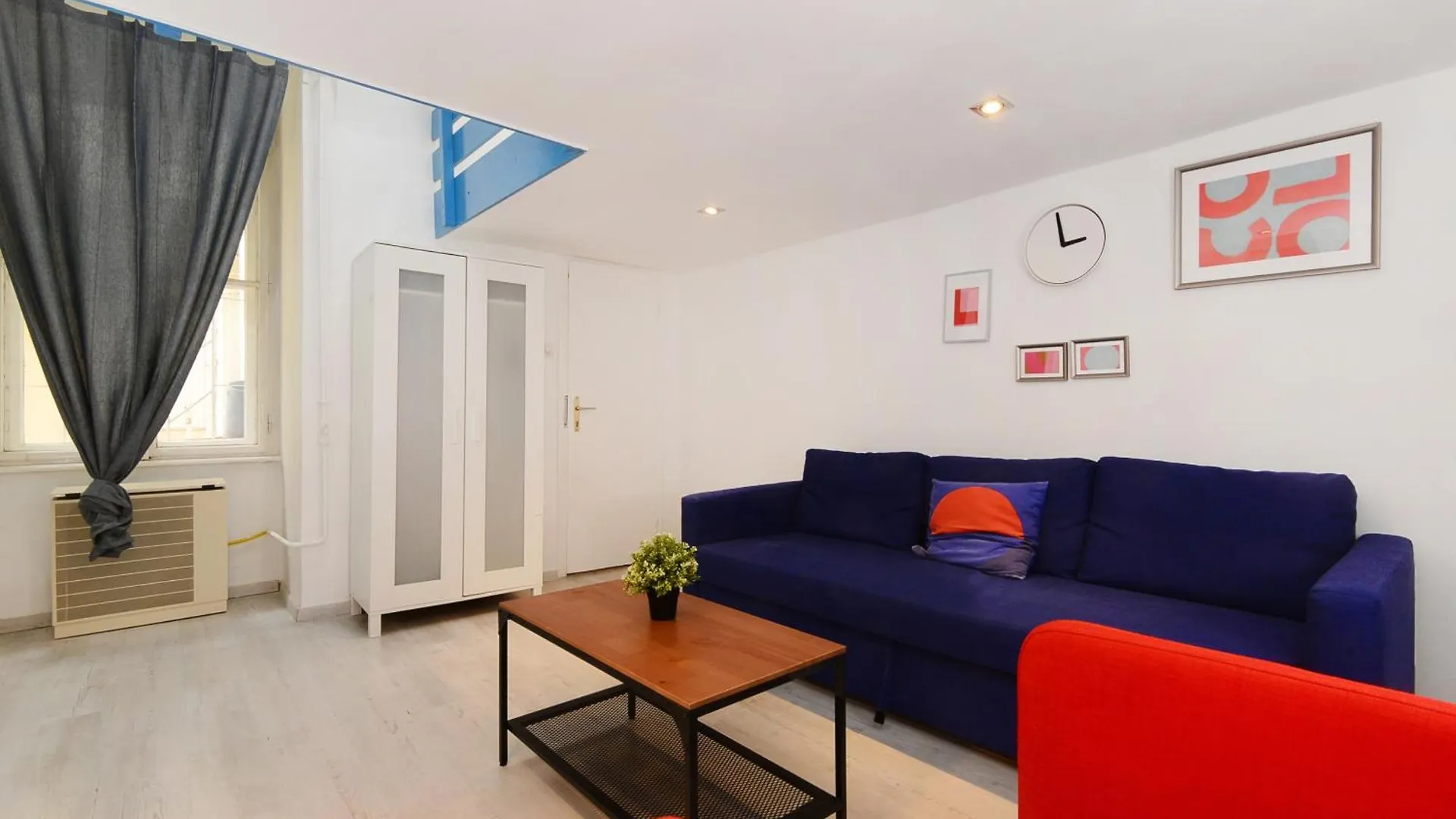 Blue Skies Apartment Budapest